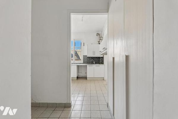 Les Batignolles, Rue de Rome – Superbe appartement de réception au 5ᵉ étage avec balcon filant