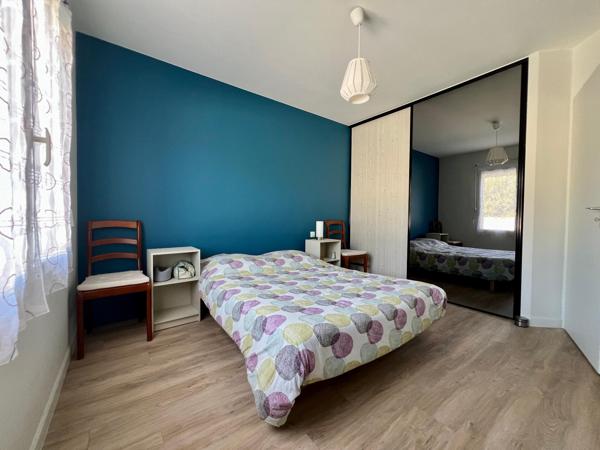 Maison plain-pied 5 pièces 111 m² — La Roche-sur-Yon — impasse au calme, terrain 540 m² piscinable, garage 43 m²