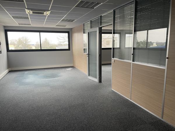 A LOUER - BUREAUX - ST BREVIN - 150 M2