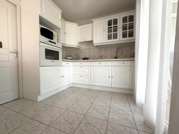 Appartement T3 + Terrasse + Jardin + Parking