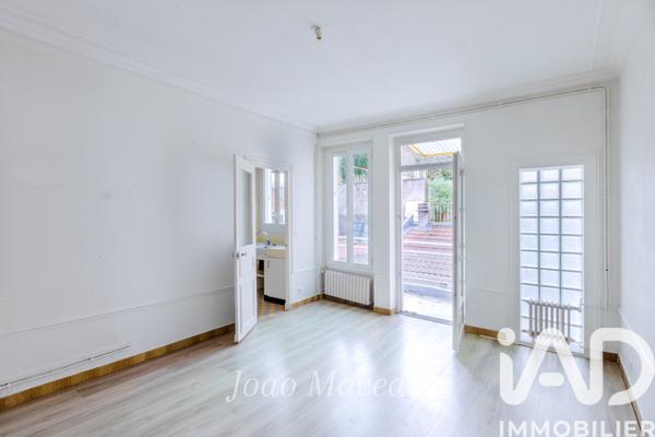 Immeuble à vendre 146 m² Pontoise