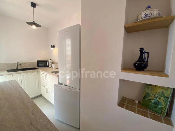 Appartement à vendre 2 pièces HYERES (83) - Port de Hyères - Parking - Terrasses - Cave