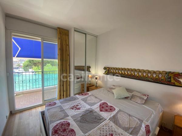 Appartement à vendre 2 pièces HYERES (83) - Port de Hyères - Parking - Terrasses - Cave