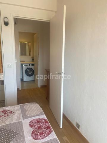 Appartement à vendre 2 pièces HYERES (83) - Port de Hyères - Parking - Terrasses - Cave