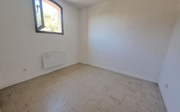 Appartement à vendre    2 pièces •  Fleury