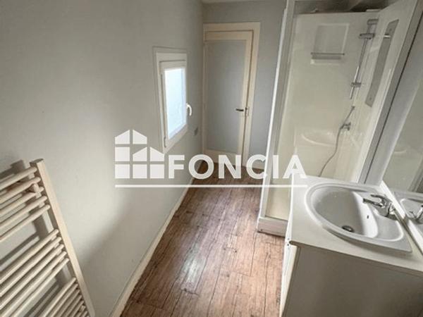 Location Appartement 3 pièces 64 m² - Chatellerault 86100