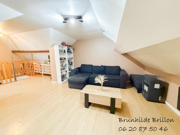 Liévin, appartement  duplex , 1 chambre, stationnement