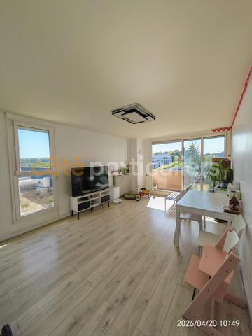 Vente
                Appartement81,43 m² - 4 Pièces -
                    BOISSY SAINT LEGER (94470)