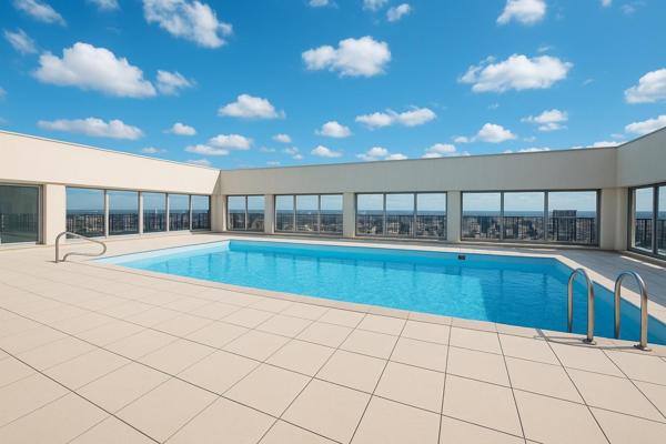 VUE PANORAMIQUE SUR PARIS, BALCON 25 M², PISCINES