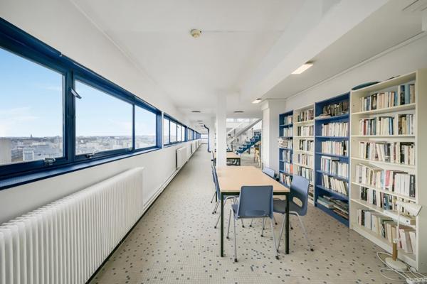 VUE PANORAMIQUE SUR PARIS, BALCON 25 M², PISCINES