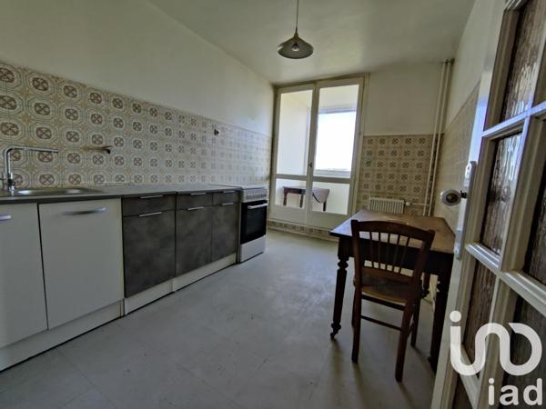Appartement 4 pièces de 75 m² à Saint-Pierre-des-Corps (37700)