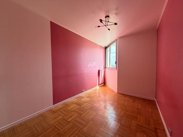 Appartement 4 pièces - Grande ceinture Saint Germain en Laye- 78.81 m2 Loyer 1 600 €/mois charges comprises **  - Référence  18664