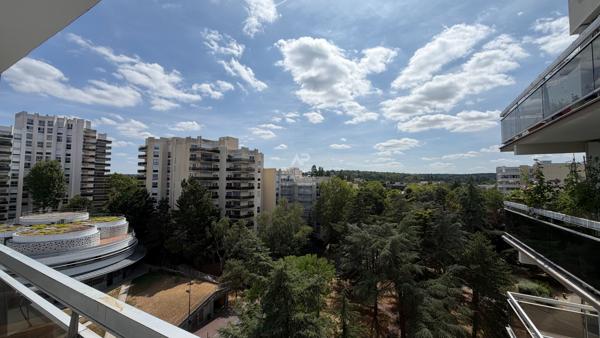 Appartement 4 pièces - Grande ceinture Saint Germain en Laye- 78.81 m2 Loyer 1 600 €/mois charges comprises **  - Référence  18664