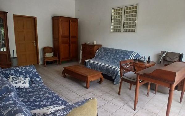 Maison à vendre    6 pièces • 255 m2 Le Tampon