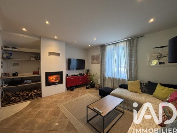 Maison à vendre 4 pièces 141 m² Saint-Étienne-des-Oullières