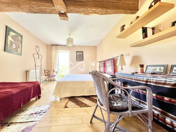 Propriété de 243 m² habitables, avec garage, terrain