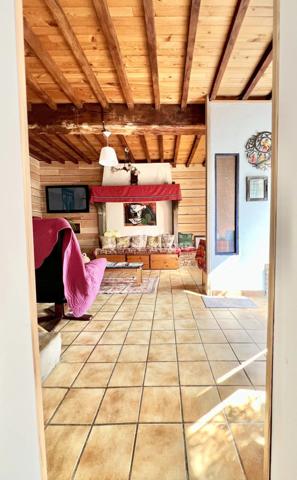 Propriété de 243 m² habitables, avec garage, terrain