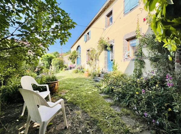 Propriété de 243 m² habitables, avec garage, terrain