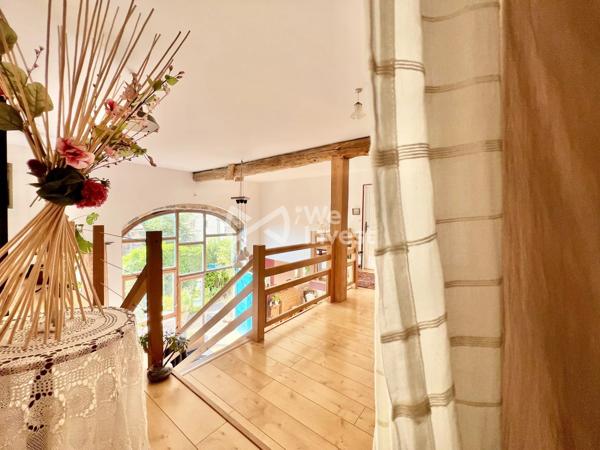 Propriété de 243 m² habitables, avec garage, terrain