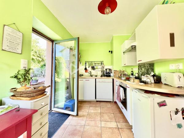 Propriété de 243 m² habitables, avec garage, terrain