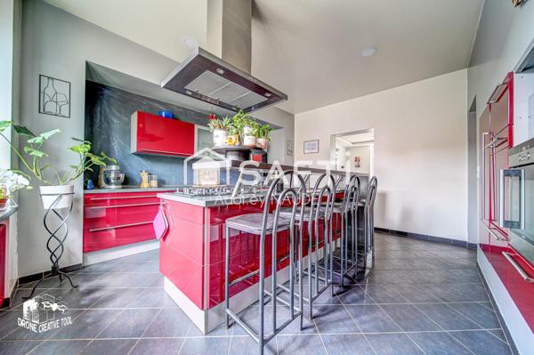 Maison de caractère de 275 m²