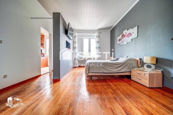 Maison de caractère de 275 m²