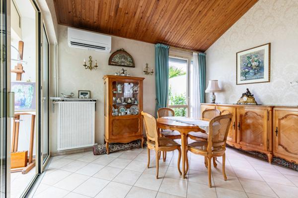 RUEIL-MALMAISON - COUNTRY CLUB - MAISON 115 M² (136 AU SOL) - 4 CHAMBRES - VERANDA - JARDIN - BOX - PARKINGS -