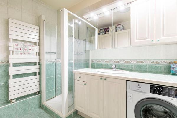 RUEIL-MALMAISON - COUNTRY CLUB - MAISON 115 M² (136 AU SOL) - 4 CHAMBRES - VERANDA - JARDIN - BOX - PARKINGS -