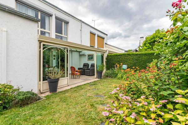 RUEIL-MALMAISON - COUNTRY CLUB - MAISON 115 M² (136 AU SOL) - 4 CHAMBRES - VERANDA - JARDIN - BOX - PARKINGS -