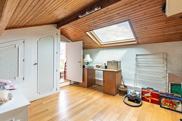 RUEIL-MALMAISON - COUNTRY CLUB - MAISON 115 M² (136 AU SOL) - 4 CHAMBRES - VERANDA - JARDIN - BOX - PARKINGS -