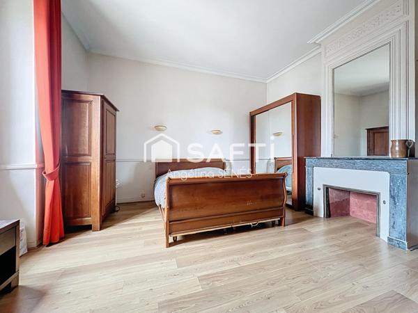 Maison de ville avec T2 indépendant – Centre de Blaye