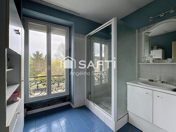 Maison de ville avec T2 indépendant – Centre de Blaye