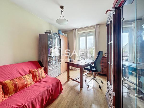 Maison de ville avec T2 indépendant – Centre de Blaye