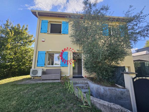 Maison 4 chambres sur terrain de 467m²