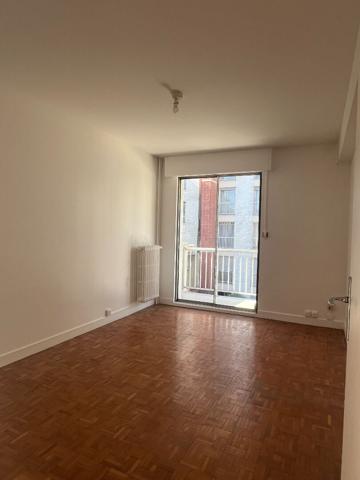 Joli 3 PIECES 63.72m2 avec balcon et parking - St Maur Créteil