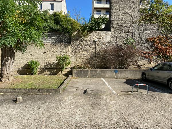Joli 3 PIECES 63.72m2 avec balcon et parking - St Maur Créteil