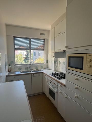 Joli 3 PIECES 63.72m2 avec balcon et parking - St Maur Créteil