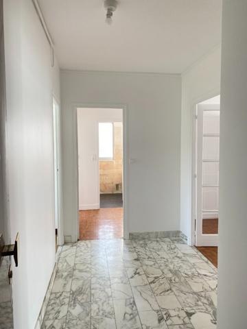 Joli 3 PIECES 63.72m2 avec balcon et parking - St Maur Créteil