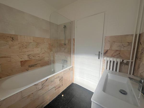 Joli 3 PIECES 63.72m2 avec balcon et parking - St Maur Créteil