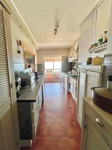 superbe T4 de 117m2 avec vue panoramique sur la mer