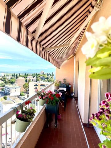 superbe T4 de 117m2 avec vue panoramique sur la mer