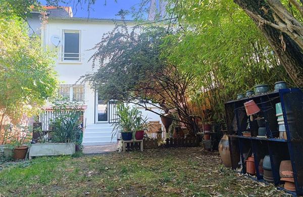 Maison Familiale 6 pièces 120m²  Romainville  (93230)