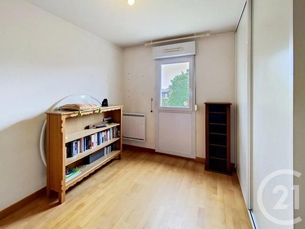 Appartement Duplex à vendre  4 pièces - 74 m 2   SENLIS  - 60