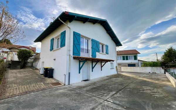 Maison à vendre    7 pièces • 135 m2 Boucau