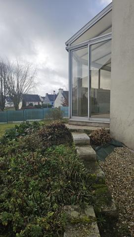 Quintin (22800) Maison individuelle 4 chambres avec vie de plain-pied, jardin clos expo Sud et sous-sol complet, proche centr