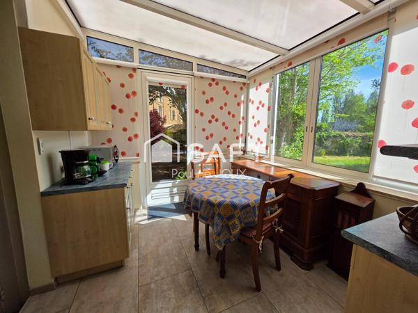 maison 6 pièces avec 2 garages et un jardin clos