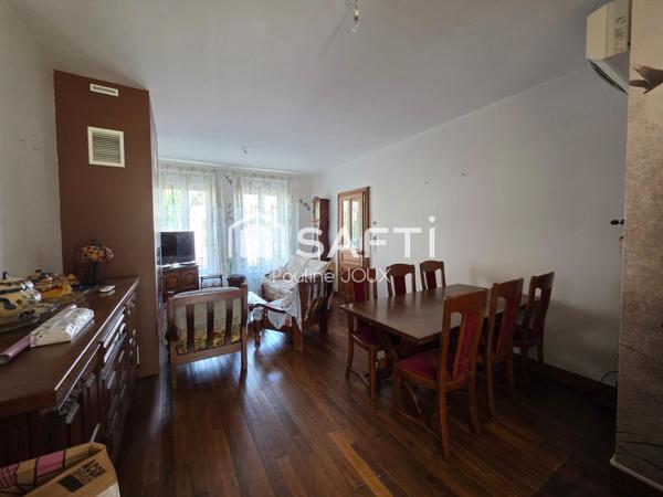 maison 6 pièces avec 2 garages et un jardin clos