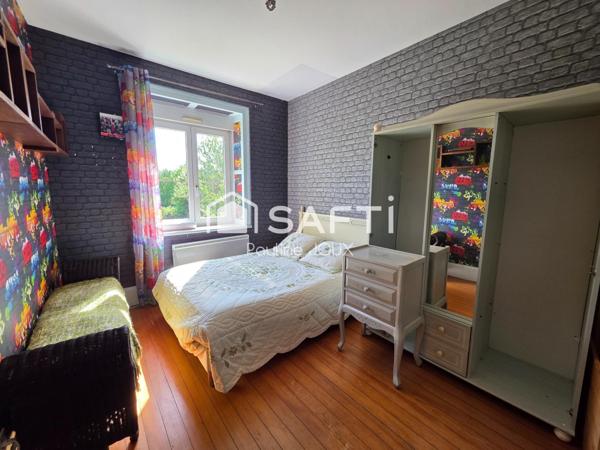 maison 6 pièces avec 2 garages et un jardin clos