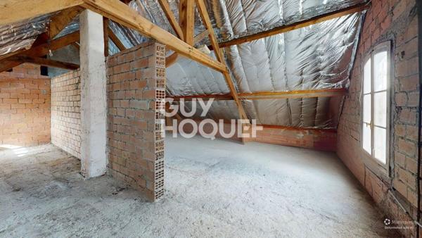 BATIMENT 340M2 HABITATION ET USAGE PRO