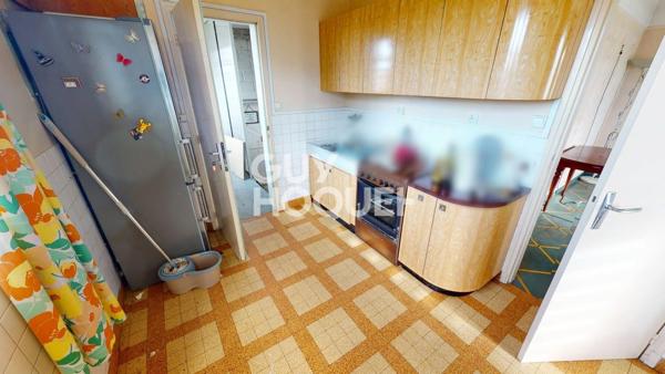 BATIMENT 340M2 HABITATION ET USAGE PRO